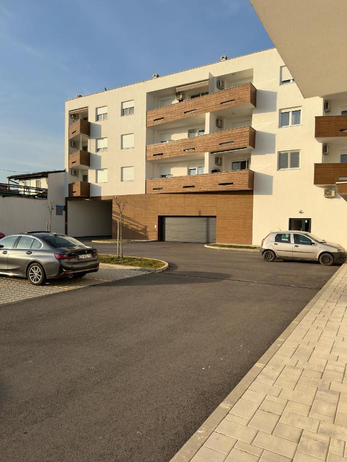 City Rent 1 Osijek Eksteriør bilde