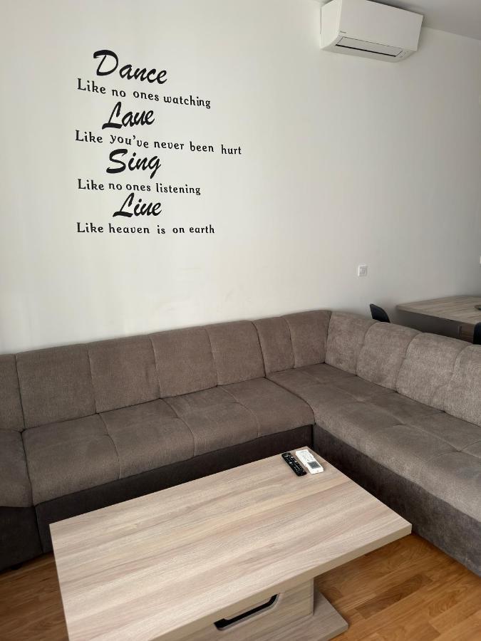 City Rent 1 Osijek Eksteriør bilde